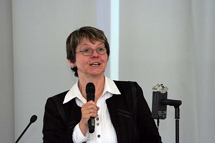 Renate Welter (Vizeprsidentin Deutscher Schwerhrigenbund) kommentiert die vorgestellten Ergebnisse aus Sicht des Deutschen Schwerhrigenbundes